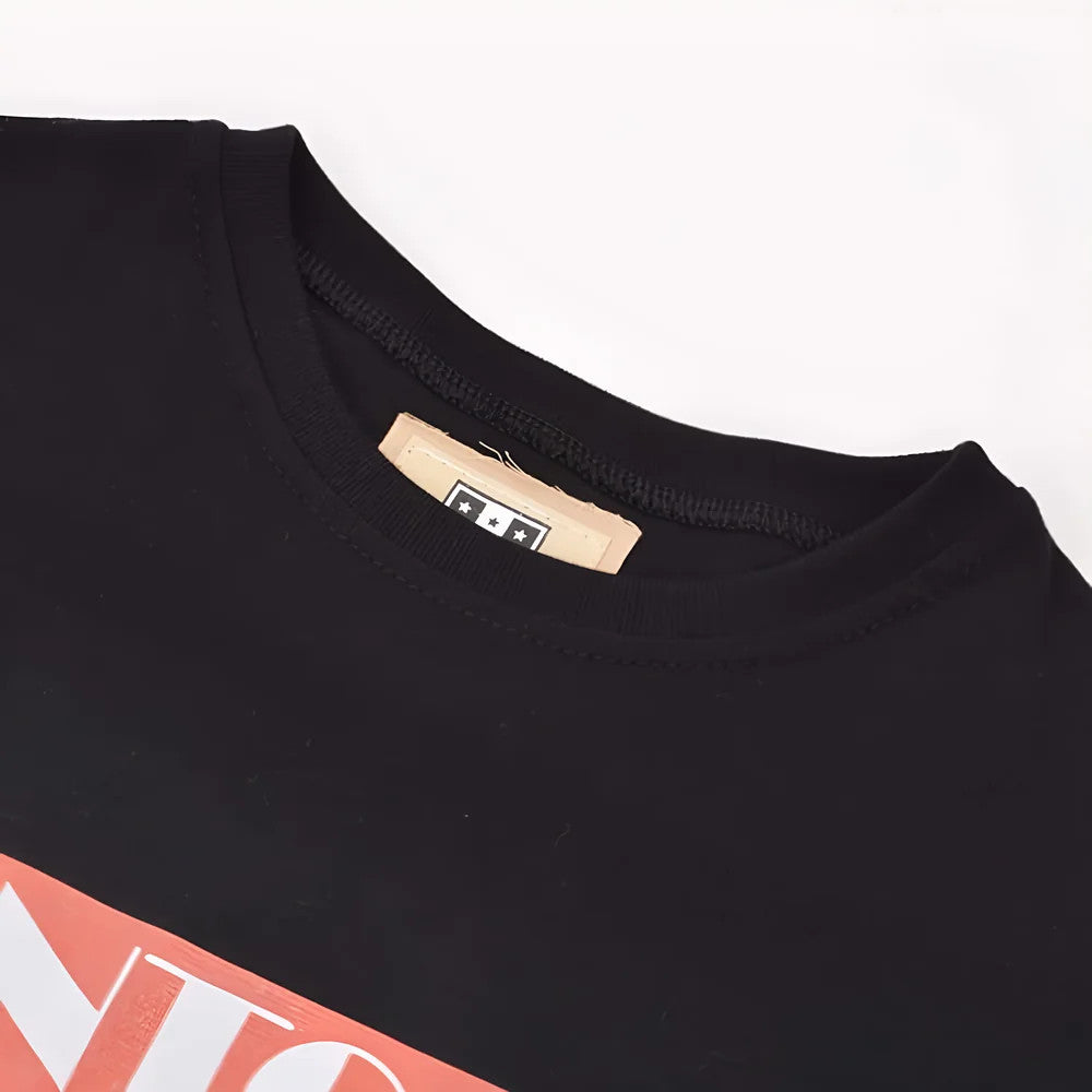 Manchester Reds Retro Cantona T-Shirt (Black)_1
