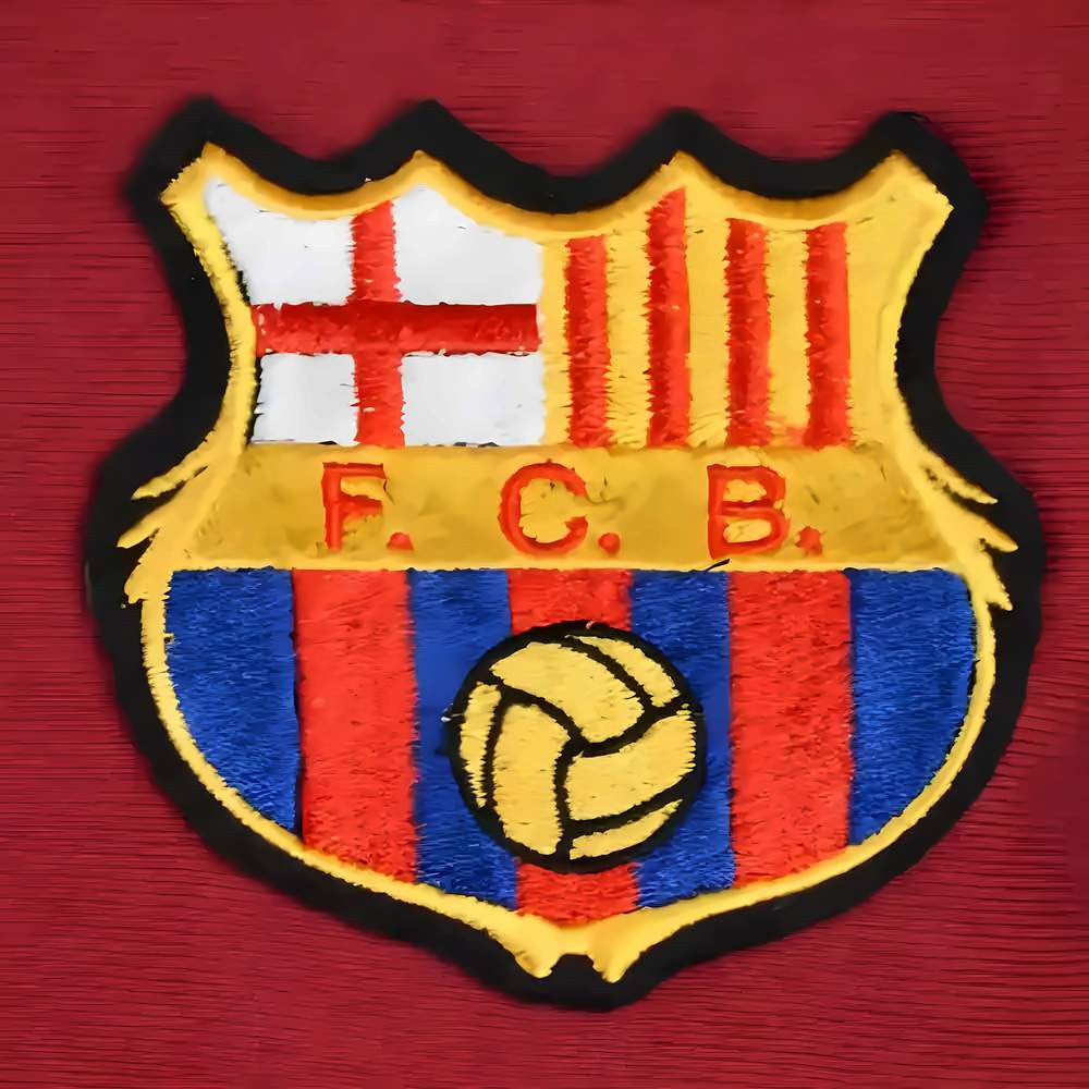 Barcelona 1980-1981 Retro Football Shirt_1