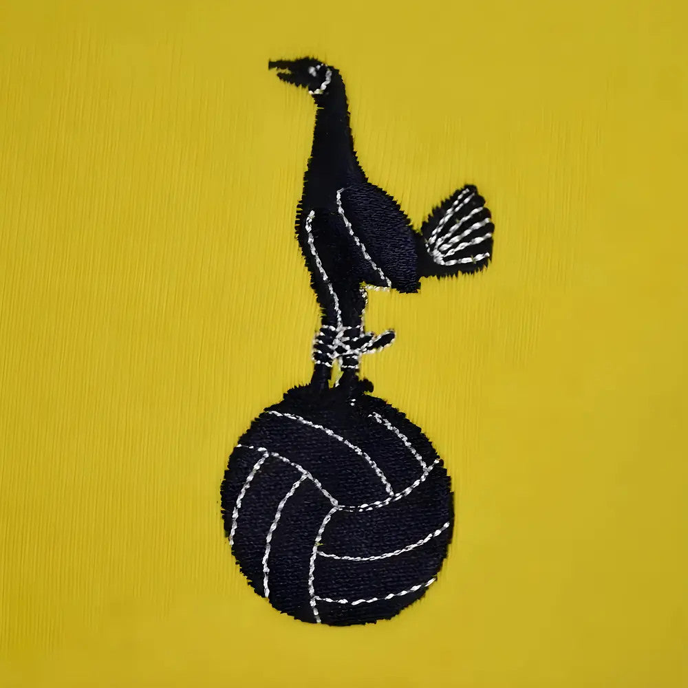 Tottenham Hotspur 1975-77 Away Retro Football Shirt_1